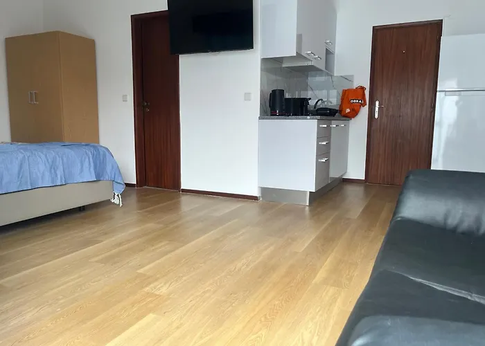 Apartamento E Quartos Primorosa Nazaré