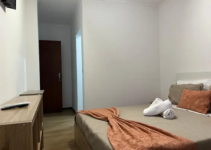 E Quartos Primorosa Apartamento Nazaré