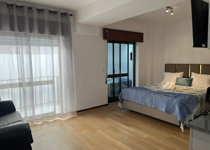 Apartamento E Quartos Primorosa
