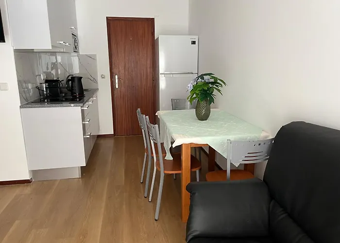 Apartamento E Quartos Primorosa
