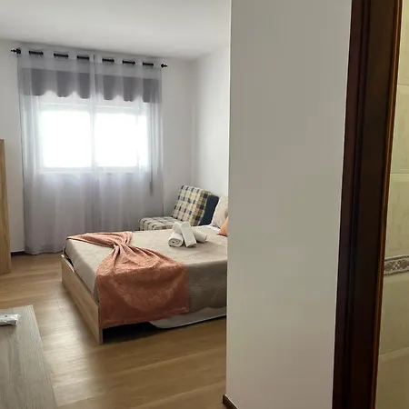 E Quartos Primorosa Apartman Nazaré