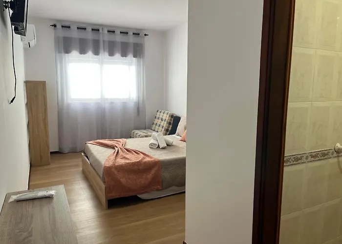 E Quartos Primorosa Apartman Nazaré